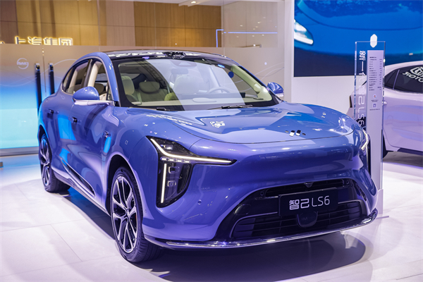 懂车更懂你 乐鱼全站appAC米兰战略伙伴亮相2025世界智能网联汽车大会