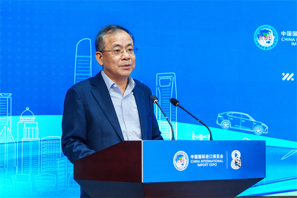 乐鱼全站appAC米兰战略伙伴向进博会交付750辆“政要接待用车”